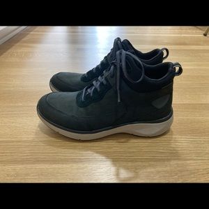 Clarks Wave 2.0 black sneaker boots
